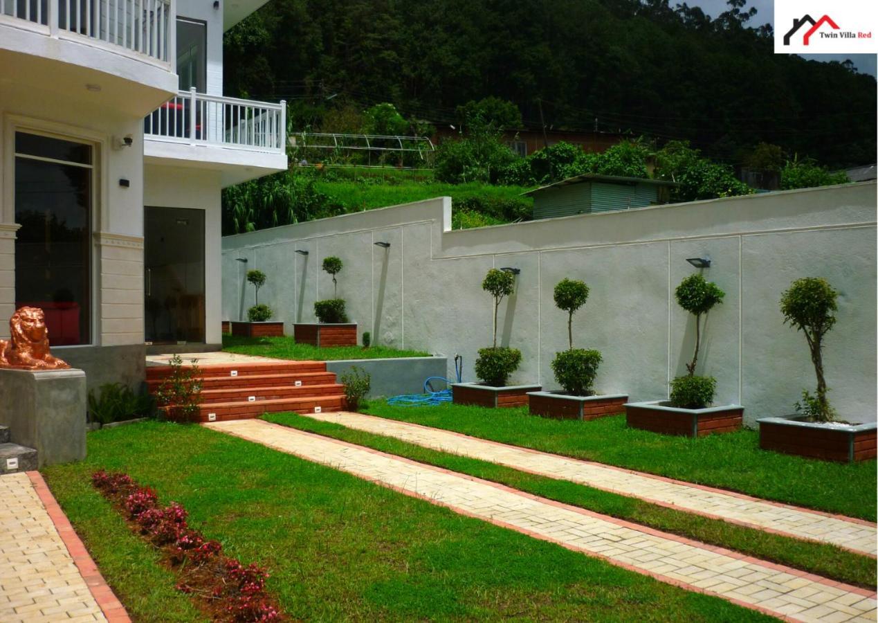 Twin Villa Red Νουβάρα Ελίγια Εξωτερικό φωτογραφία