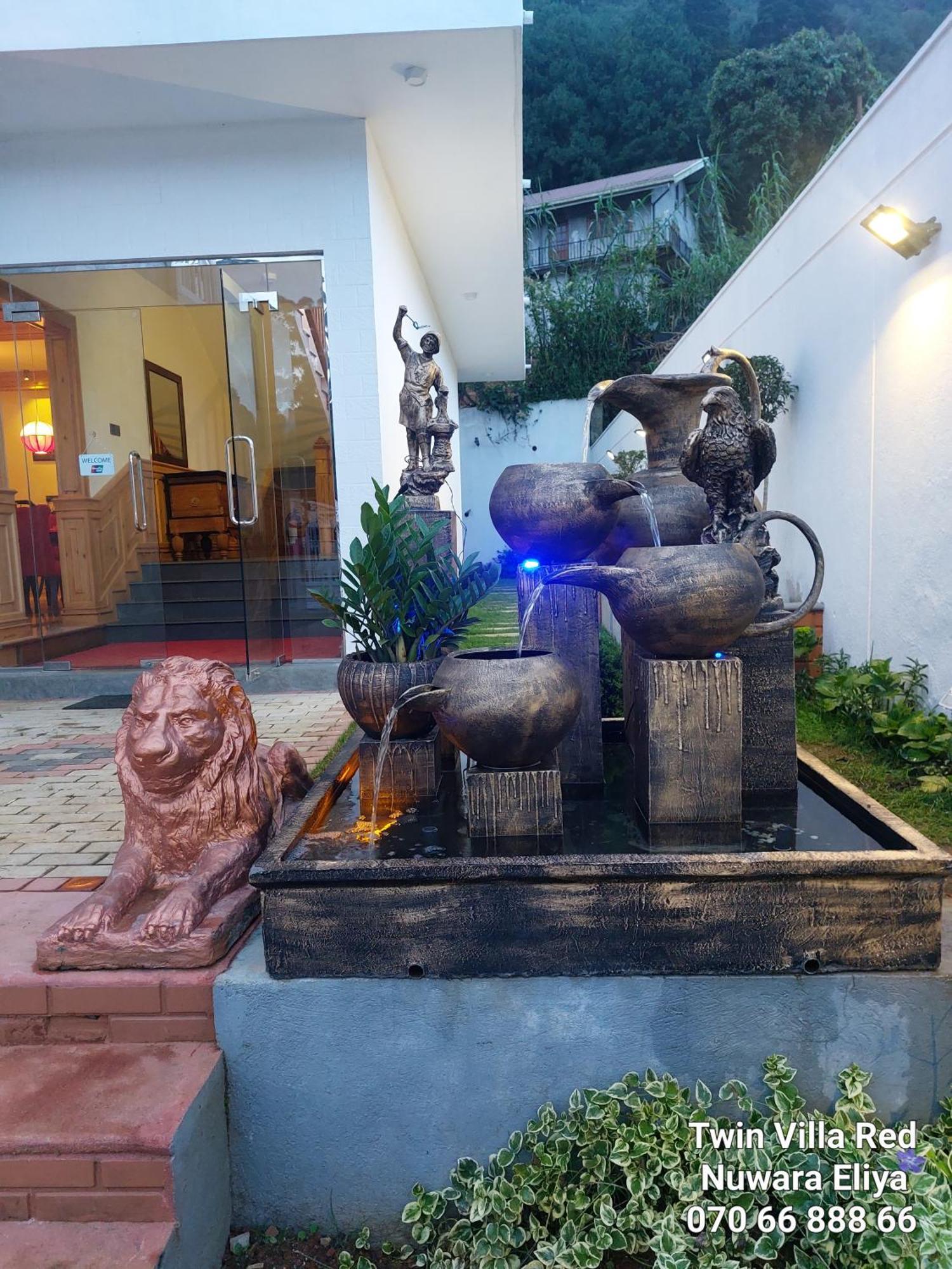 Twin Villa Red Νουβάρα Ελίγια Εξωτερικό φωτογραφία