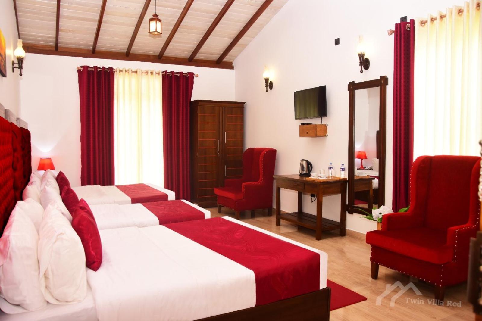Twin Villa Red Νουβάρα Ελίγια Εξωτερικό φωτογραφία